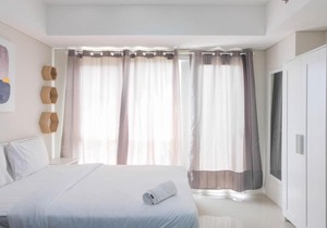 Stylish and Convenient Studio Bintaro Plaza Apartment By Travelio in Pondoklang
