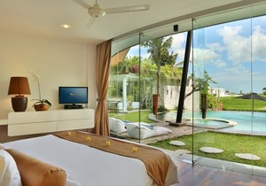 Toraja, Luxury 4 Bedroom Villa, Feature Garden, Canggu in Bali