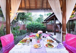 Unforgetable Romantic Pool Villa In Kuta in Kuta