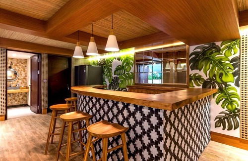 Berawa Villa | 10% Off! Luxury 19bed villa:3 pools, entertainment rooms, 2mins beach, Finns
