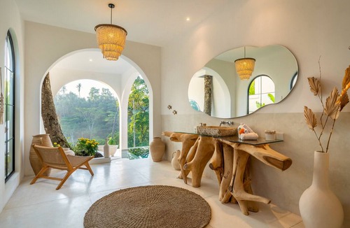 Melayang Villa | 2 Infinity Pools Luxury Ubud 1br Villa Jungle Paradise