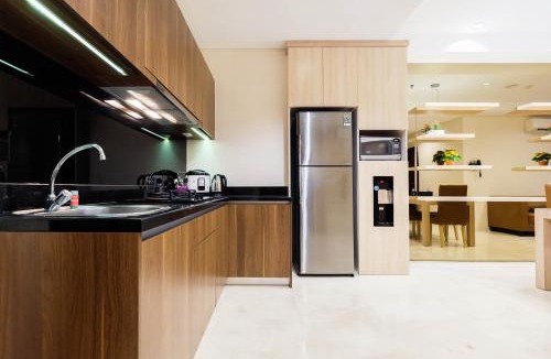 Mampang Prapatan Apartment | 2BR Cozy and Modern L'Avenue Apartment By Travelio