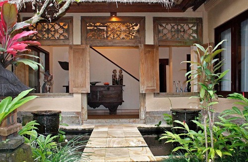 Sayan Villa | 2BR Family Villa – Pool & Garden View
