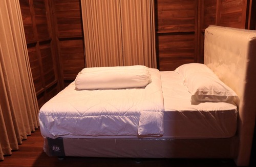 Tajur Halang Hotel | 30 minutes to Bogor Botanical Gardens