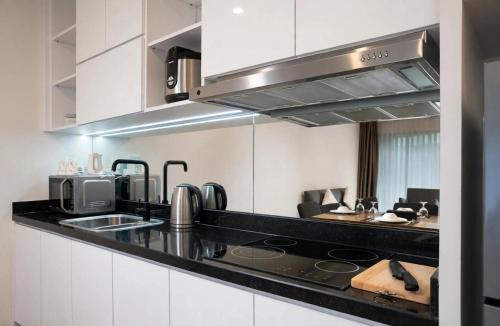 Batam Apartment | 3BR Luxury Family Suite at Panbil Residence by Pascal