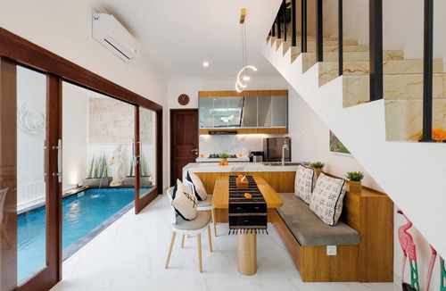 Denpasar Barat Villa | 3BR - Stylish Private Villla in Seminyak Area