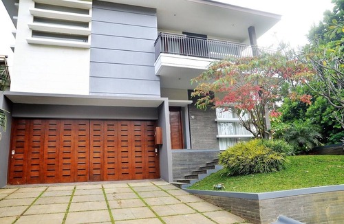 Bandung Villa | 4 BR City View Villa with a private pool 1