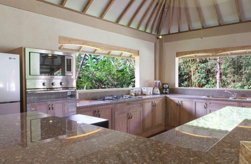 Petitenget Villa | 5 Star Villa for Rent in Bali, Bali Villa 2047