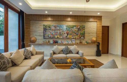Melayang Villa | 6 Bedroom River Paddies View Suitable for Family.