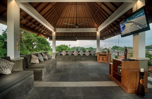 Kuta Selatan Villa | 7BR-Last Minute Deal 50%+ OFF! Nusa Dua