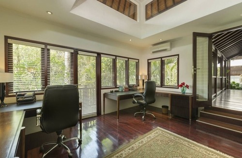 Buduk Villa | 7BR Villa In Tabanan, 12Min Drive To Berawa Beach! - W/Swimming Pool!