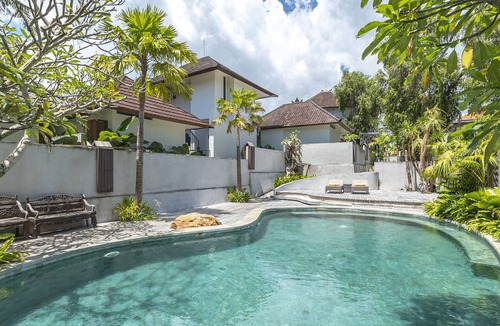 Batu Bolong Resort | A cozy room in Canggu