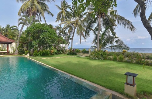 Kubutambahan Villa | A quiet oasis in the traditional north of Bali right by the sea