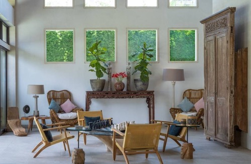 Seminyak Villa | Abaca Iluh 6 BR - Luxury in the heart of Seminyak