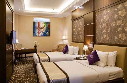 Laweyan Hotel | Adhiwangsa Hotel & Convention Hall
