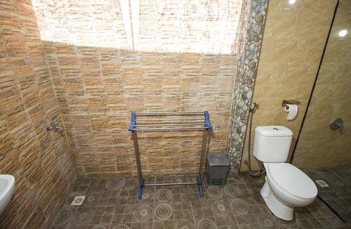 Botoemadeg Cottage | Affordable Comfy Bedroom and Great Location Near Harbor 5 Min from The Beach