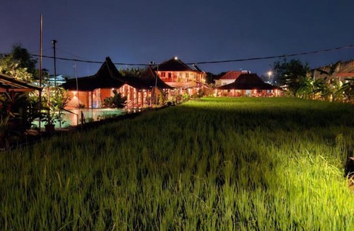 Sleman House | Alamanda Villas, Family Villas, Pool & Local Tours