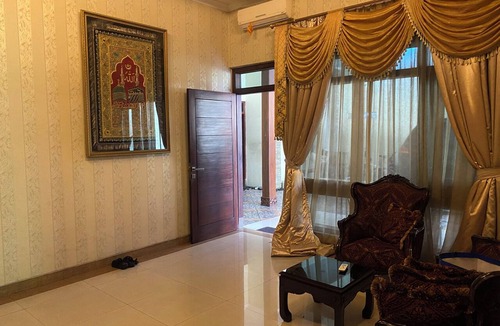 Laweyan House | Aldeoz Villa Ndalem Marwatan Solo