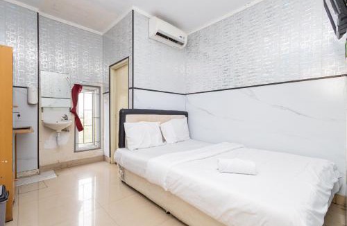 Pagedangan Hotel | Alfa Guesthouse Serpong Mitra RedDoorz