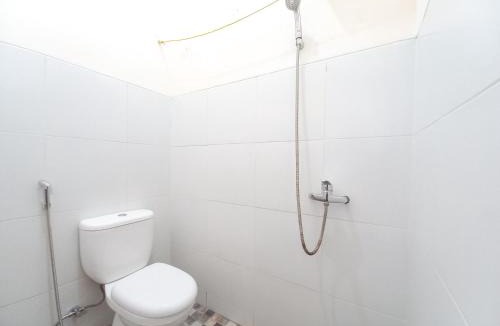 Pandaan Hotel | Alif House Syariah Redpartner near Taman Dayu Pandaan