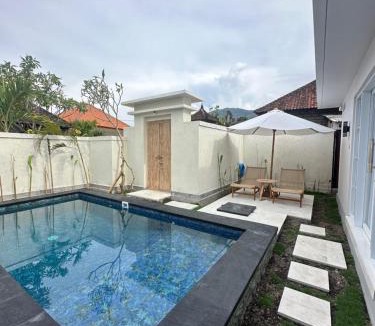 Purwakerti Villa | Amed Happy House