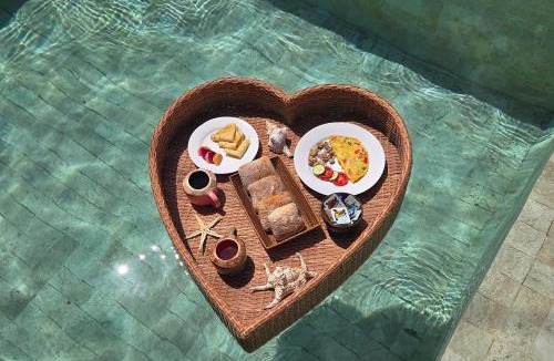 Gili Air Villa | Anna's Beach House - luxury private beachfront villa
