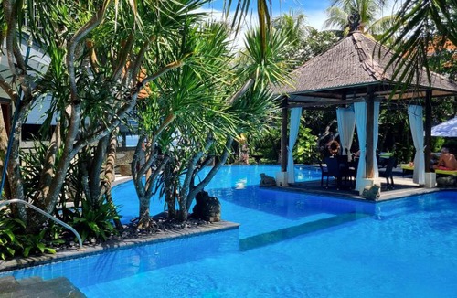 Candi Dasa Apartment | Apartment Nine at the Bayshore Resort Candidasa