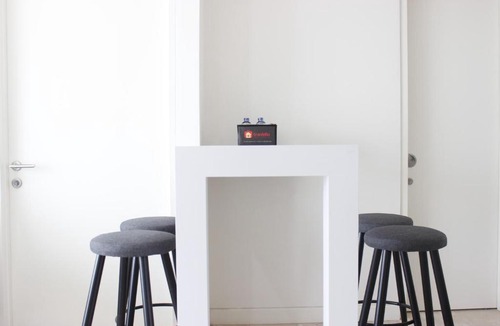 Arjuna Apartment | Artistic 3BR Apartment at Landmark Residence By Travelio