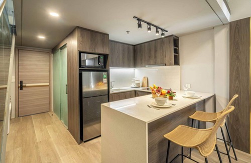 Batu Bolong Apartment | Aster Apartement 334 - 2-storey Flat w Beach Access, Pool, Gym & Sauna