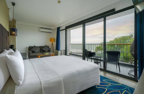 Karang Bolong Hotel | Aston Anyer Beach Hotel