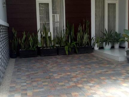 Malang House | Azizah Homestay