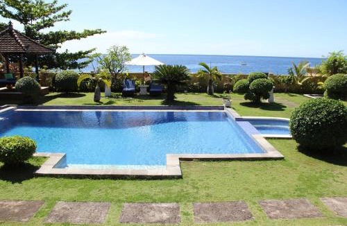 Purwakerti Villa | Bali Vakantie Verhuur - Beach Villa Mimpi, Mount Agung view, Amed, Bali