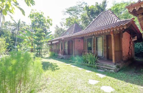 Banjarasri Hotel | Balkondes Kenalan