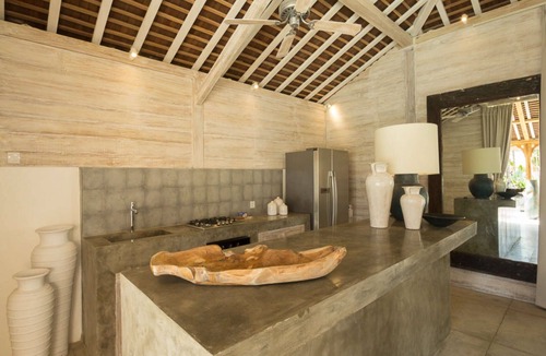 Kerobokan Villa | Beautiful 5 Star Holiday Villa in a Prime Location in Kerobokan, Bali Villa 2006
