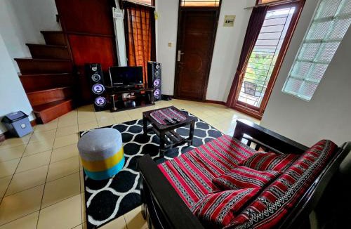 Cipanas Villa | Bella Villa Kota Bunga Puncak
