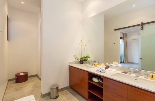 Drupadi Villa | Best Rate 2BR Villa Seminyak for #couple & #family at Seminyak