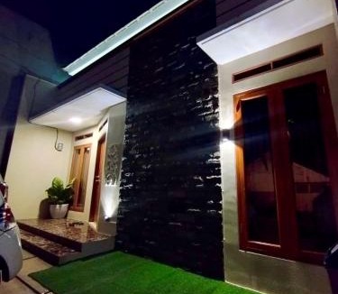 Tasikmalaya House | Blezz Villa Nirwana Tasik