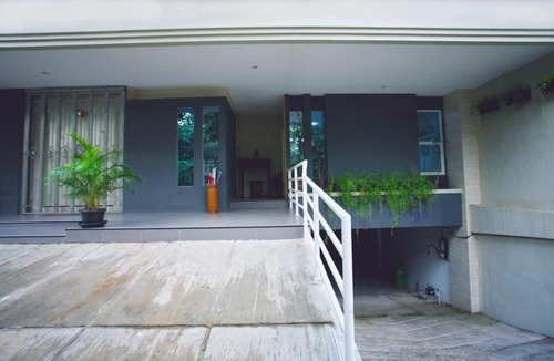 Melawai House | Blossom Resident Blok M