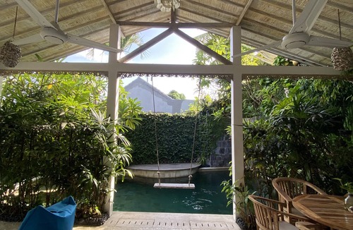 Kartika Plaza Villa | Blue Lagoon 5 bedroom Villa with pool— 5 min from the beach, 10 min to airport