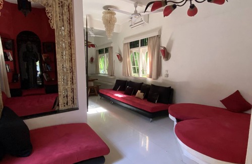 Kartika Plaza Villa | Blue Lagoon 5 bedroom Villa with pool— 5 min from the beach, 10 min to airport