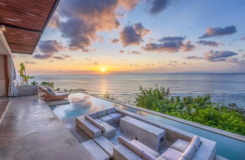 Penida Island Villa | Blue Sarin Villa
