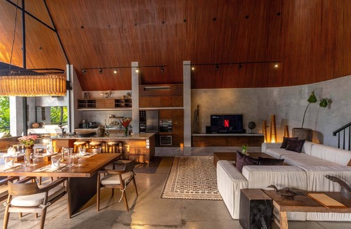Mas Villa | Boutique 6-bedroom Villa The Wing in wonderful Ubud Bali incl. Concierge Service