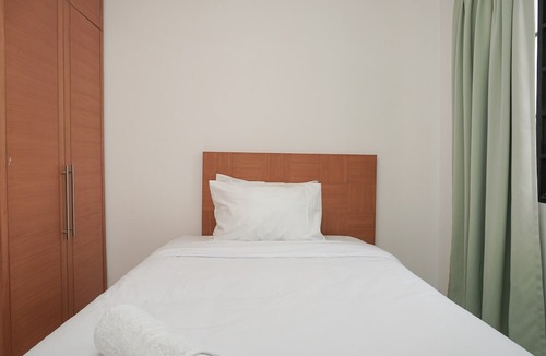 Jakarta Hotel | Brand New 3Br at Puri Garden Apartment