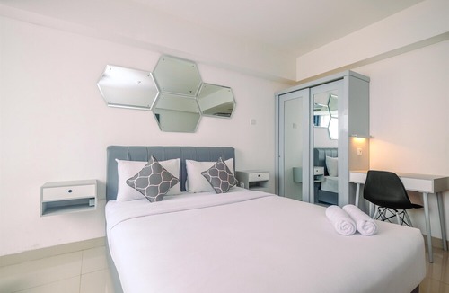 Jatinegara Hotel | Brand New Studio Apartment at H Residence
