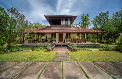 Pemuteran Villa | Breathtaking Pool Villa With Mountain View!
