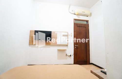 Old Jakarta Hotel | Bright Residence near ITC Mangga Dua Mitra RedDoorz