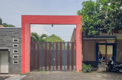 Probolinggo Hotel | Bromo 22 Homestay Syariah near Terminal Bayuangga Probolinggo Mitra RedDoorz