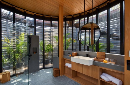 Batu Bolong Resort | Cabana Ocean View in Canggu