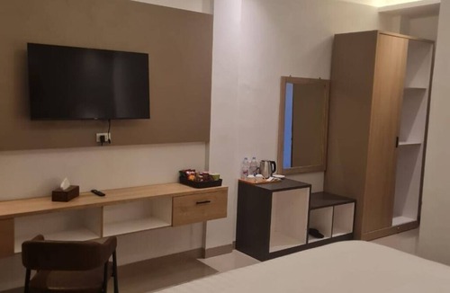 Kalianda Hotel | Cam Almira Hotel