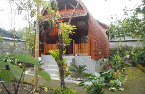 Besakih House | Candra Homestay Besakih